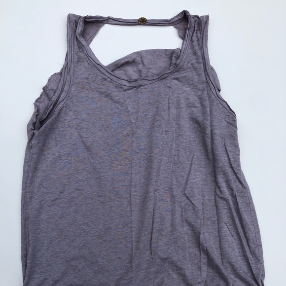 👽Gaiam 👽 tank - Picture 1 of 3